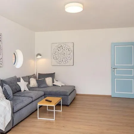 Casa-del-mar Apartment